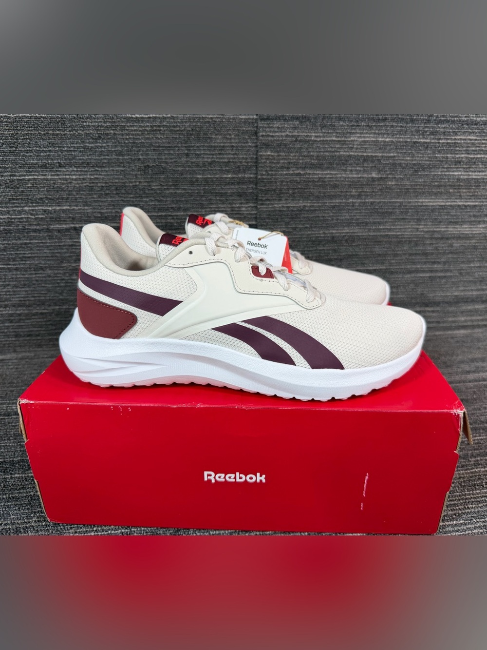 Reebok Energen LUX Women’s Running Shoes Luxe Grey/Black Cherry/White Size 10